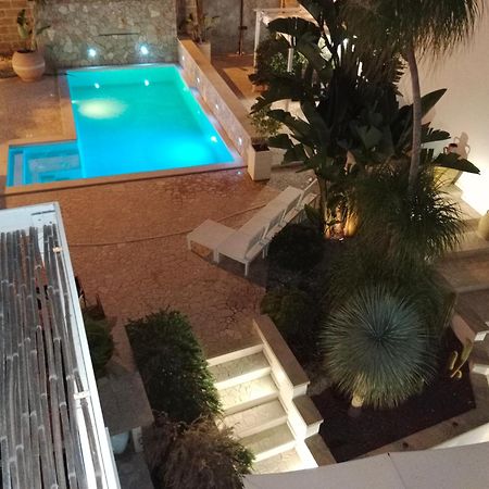 Vianova Affittacamere Giurdignano Dış mekan fotoğraf